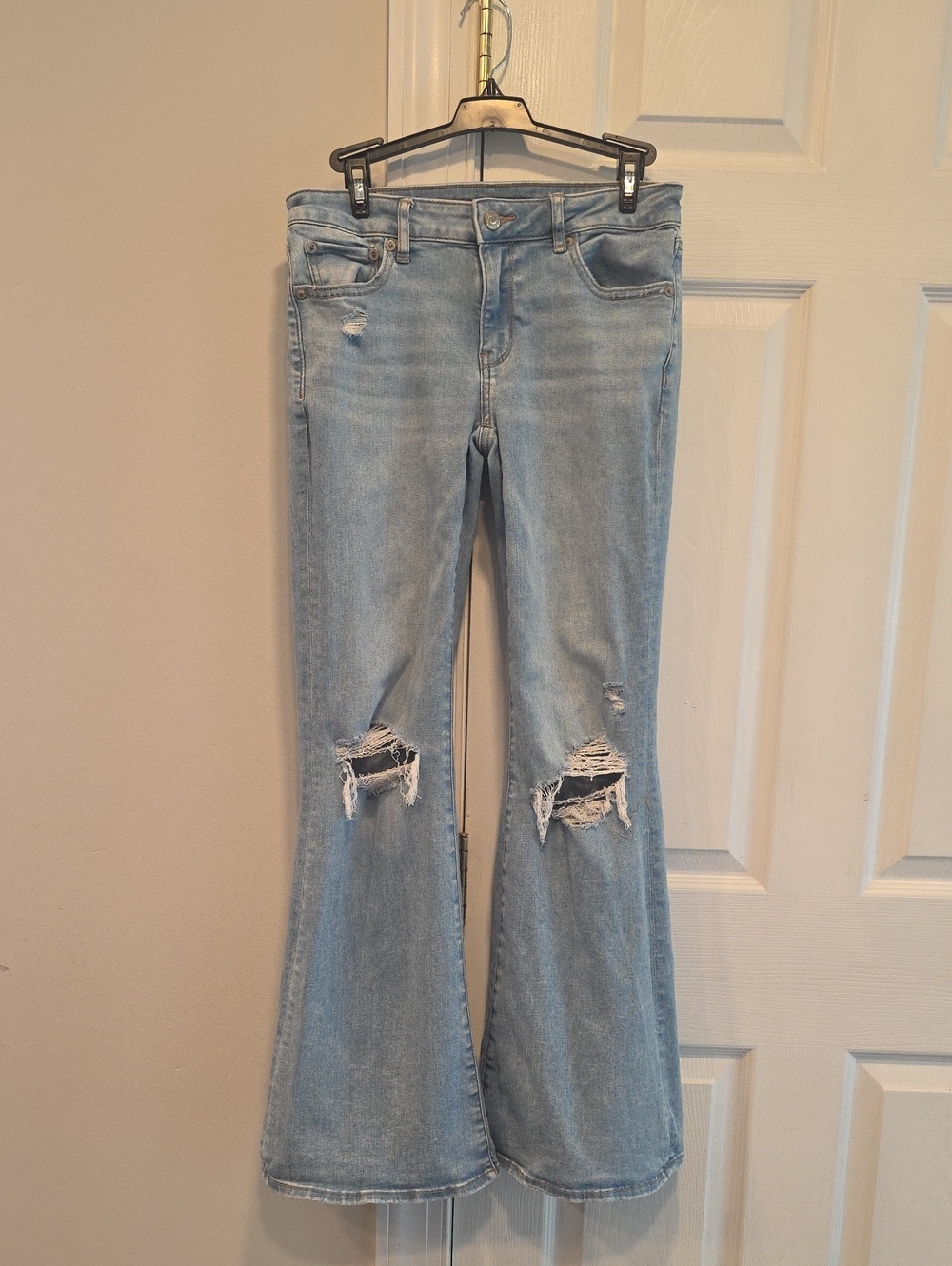 American Eagle Outfitters Light Blue Distressed Flare Jeans